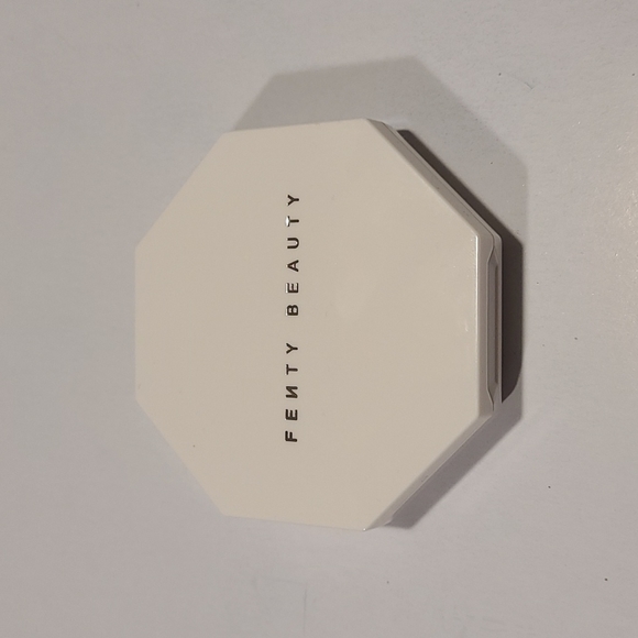 Fenty Beauty Highlighter Duo - Picture 2 of 2